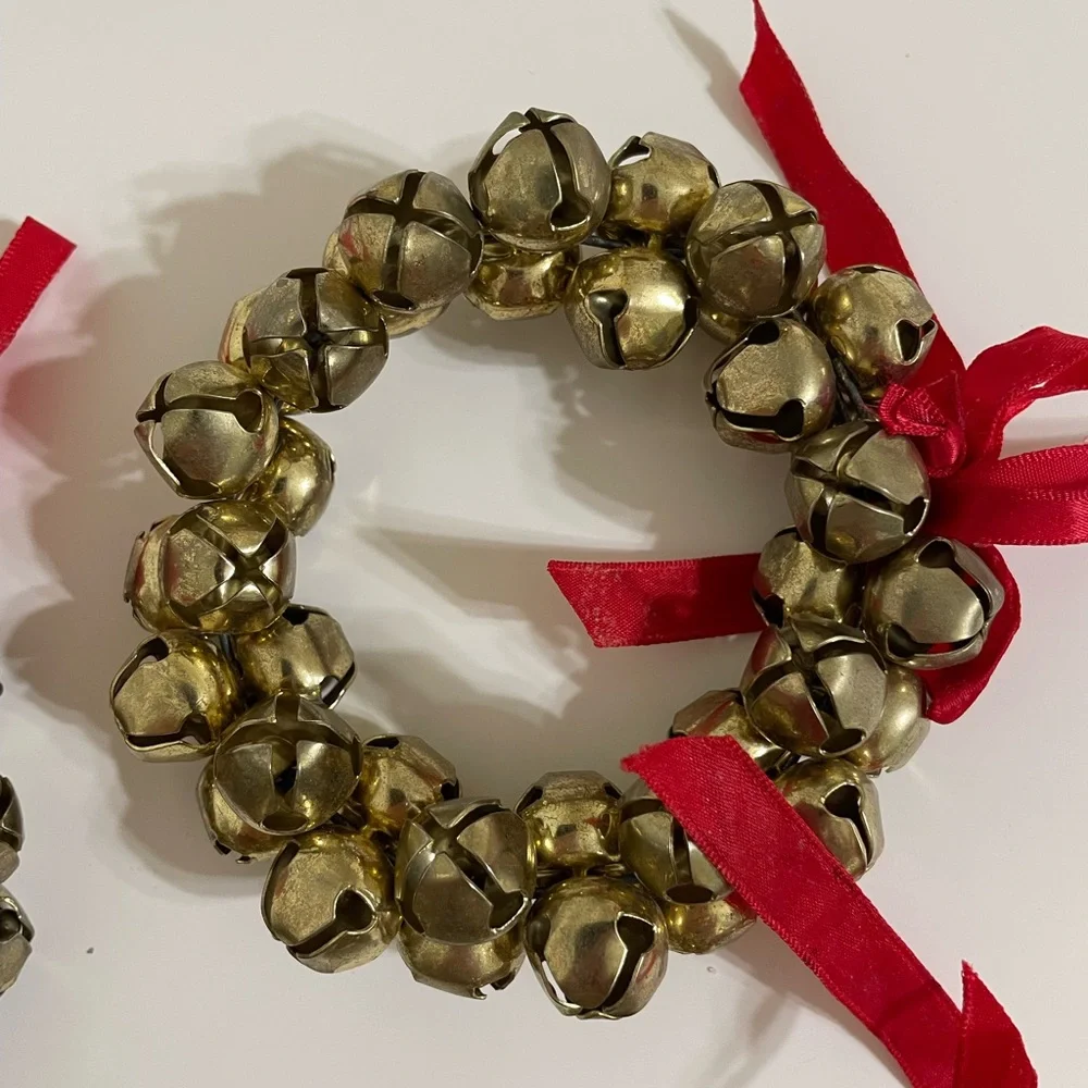 Vintage 90s Set/4 brass sleigh jingle bell Christmas wreaths